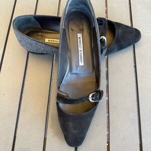 Manolo Blahnik Women's Black/Gray Flats with Buckle “38.5”
